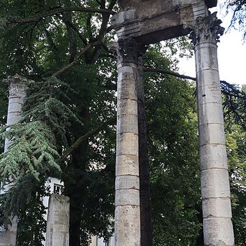 Vestiges archéologiques ensemble