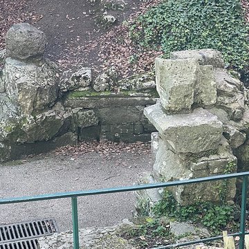 Vestiges archéologiques ensemble