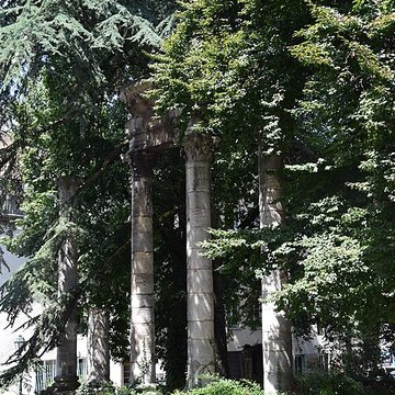 Vestiges archéologiques ensemble