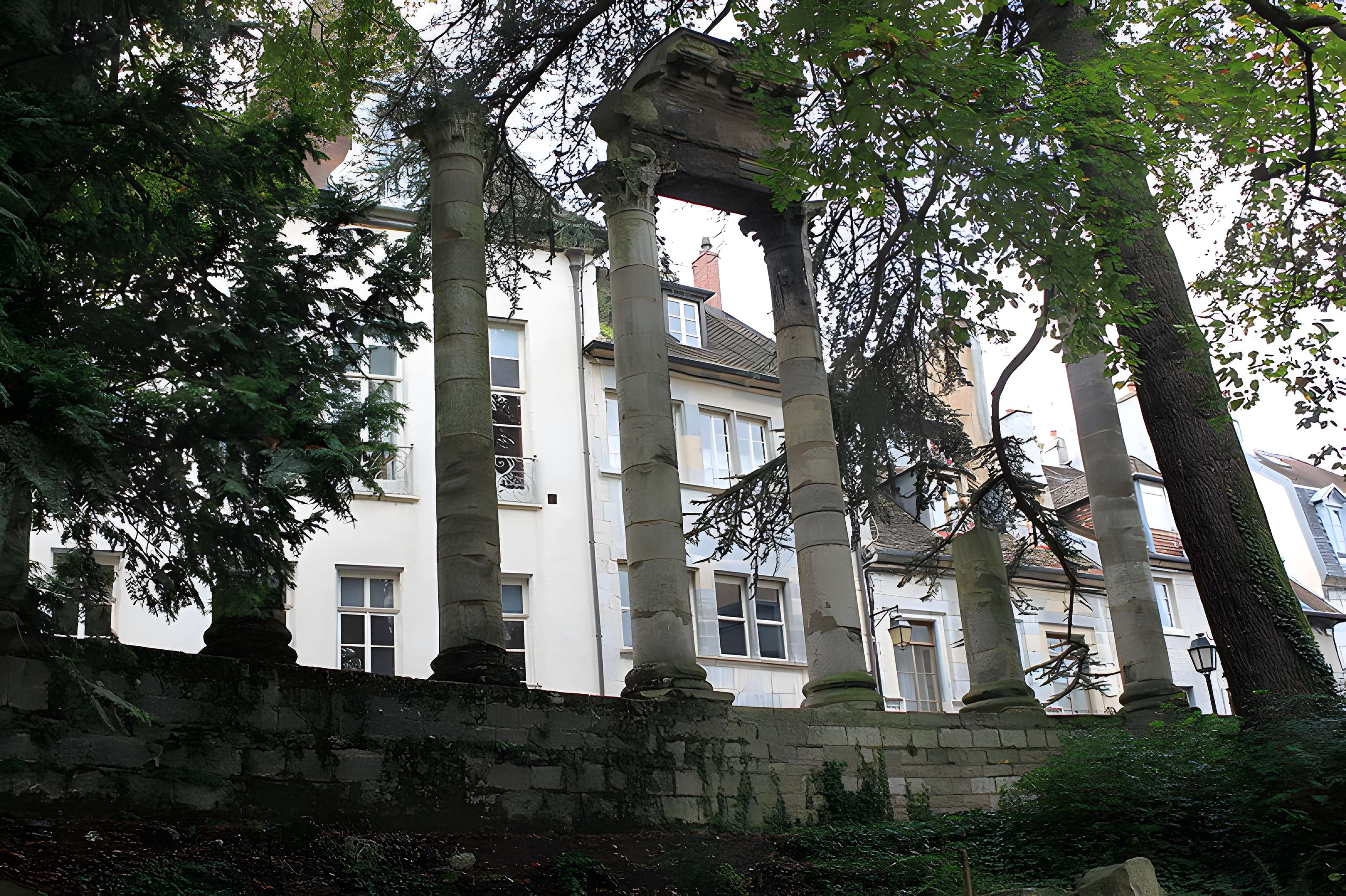 Vestiges archéologiques (ensemble)