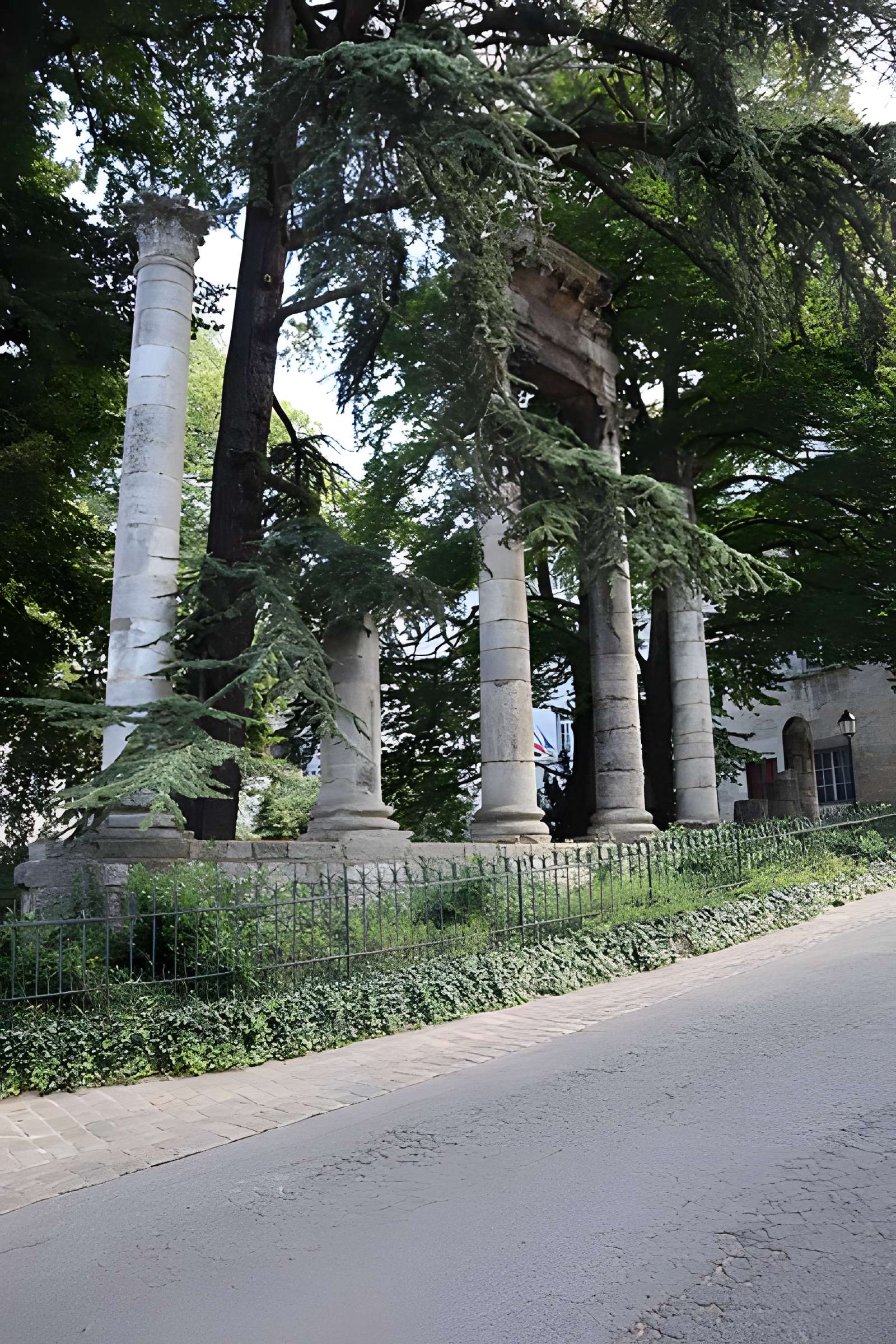 Vestiges archéologiques (ensemble)