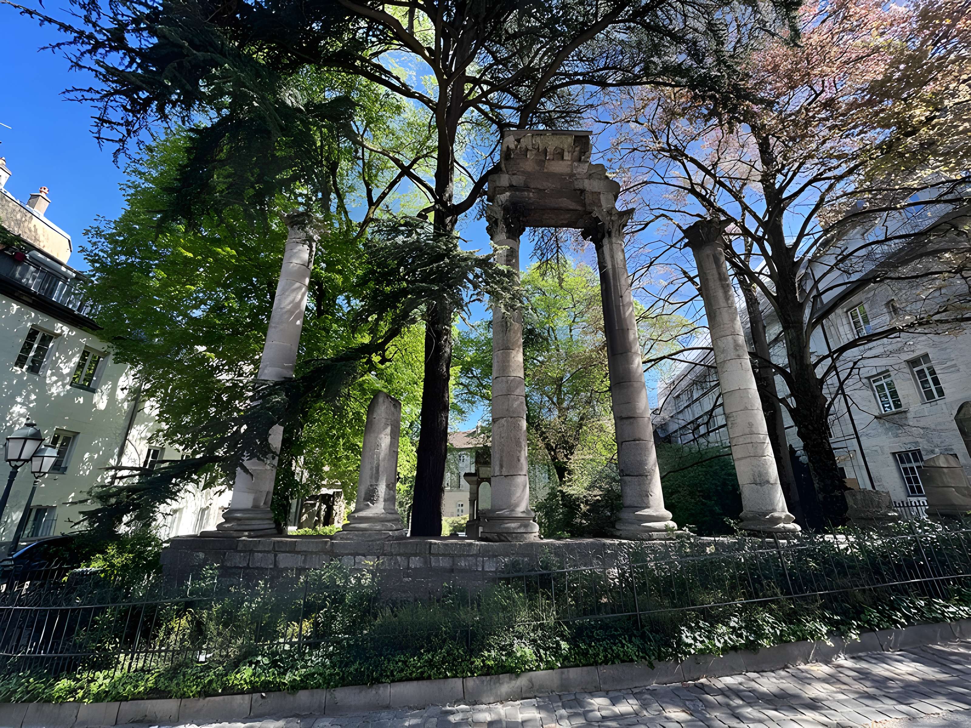 Vestiges archéologiques (ensemble)