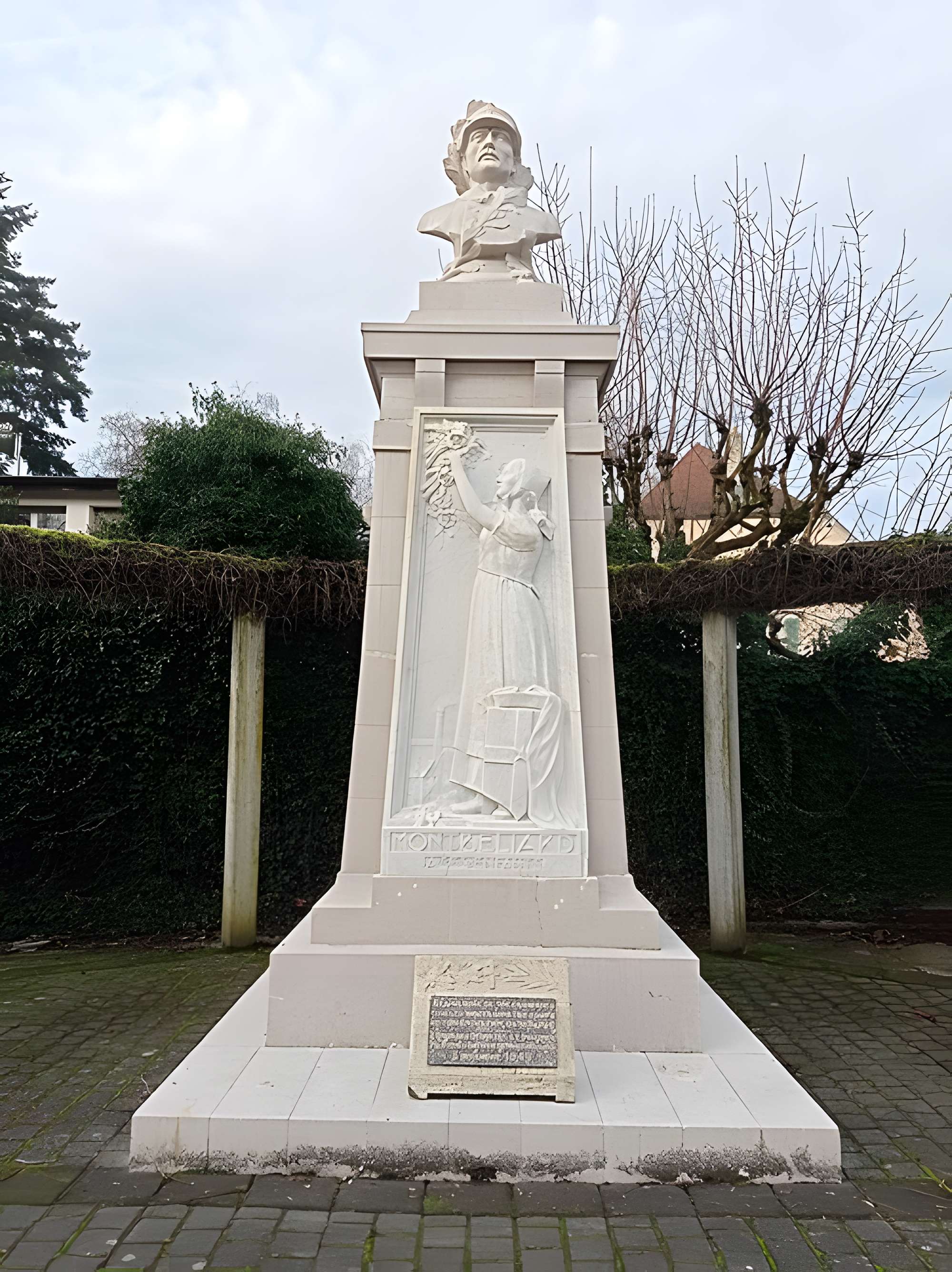Monument aux morts
