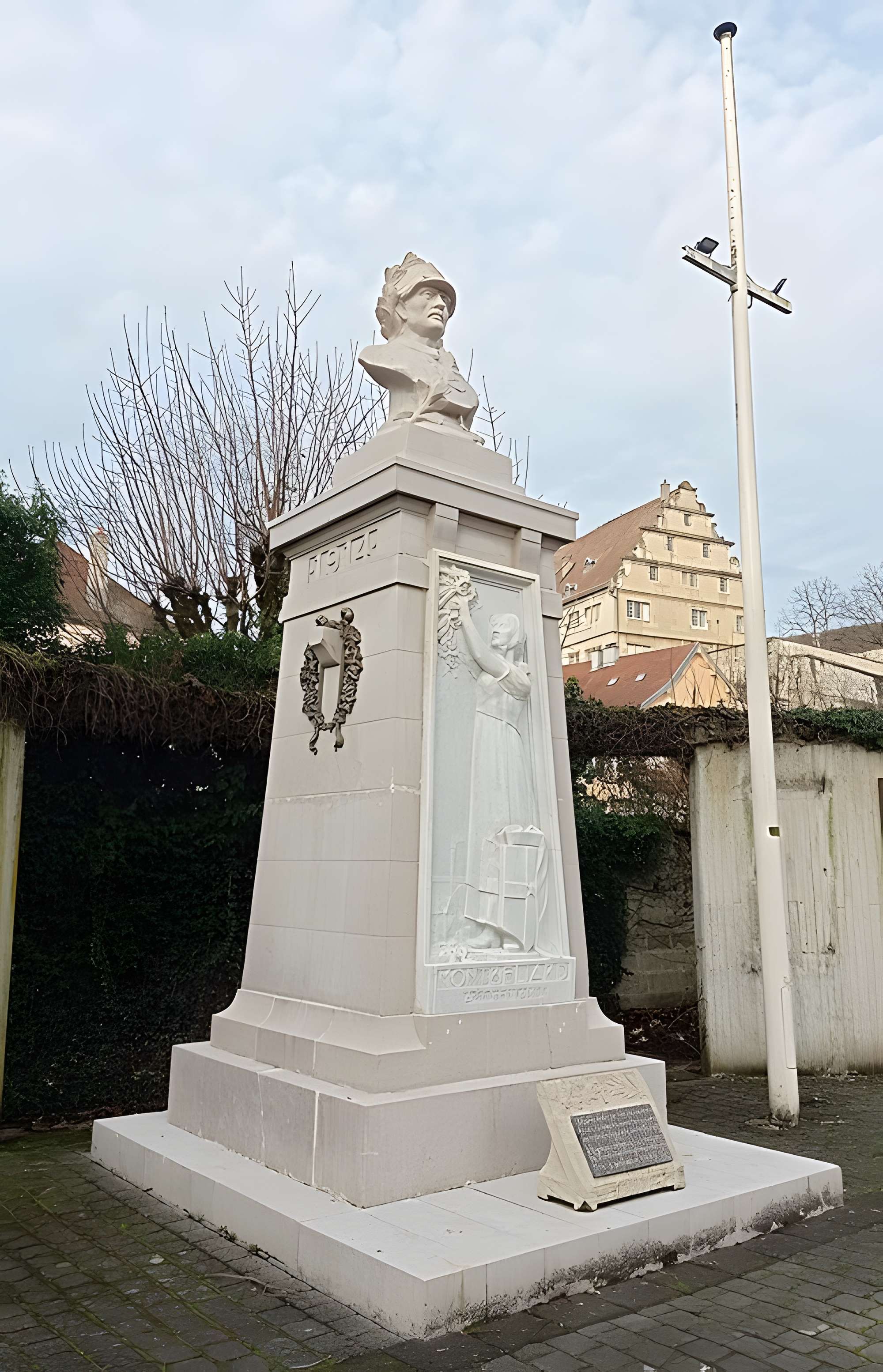 Monument aux morts