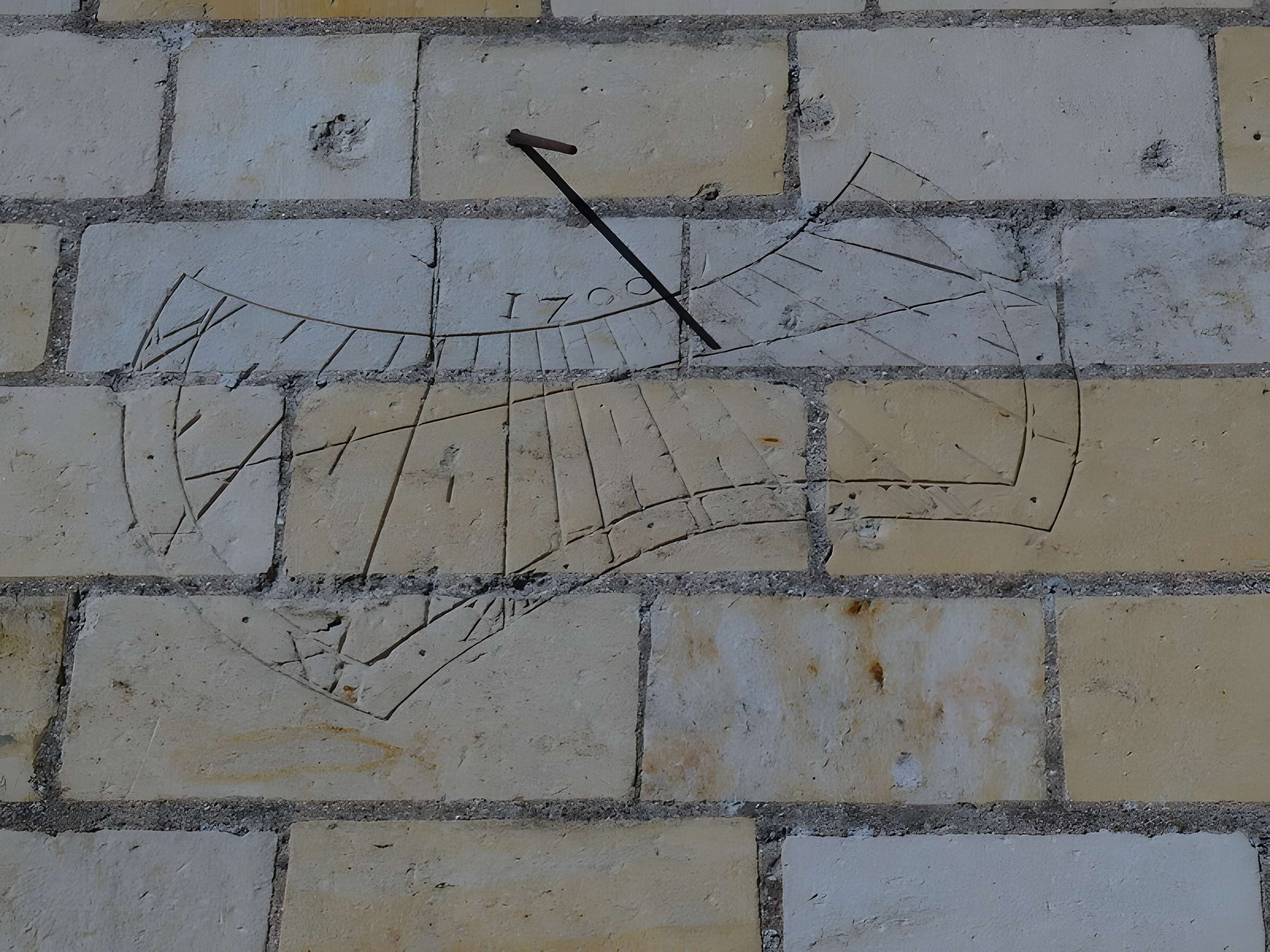 Église Notre-Dame des Rosiers-sur-Loire