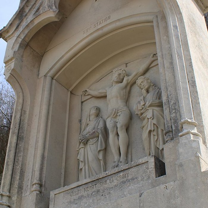Photo de Mont-calvaire de Sombacour également sur commune de Bians-les-Usiers