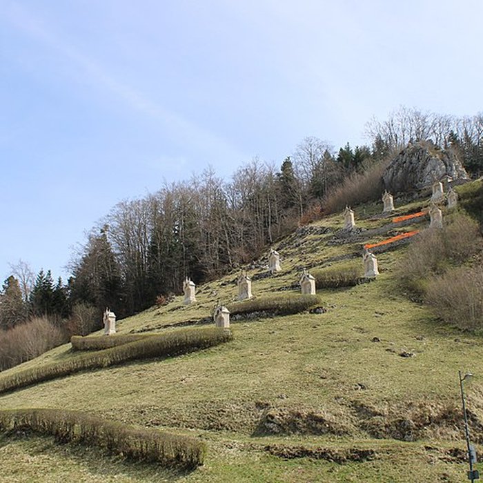 Photo de Mont-calvaire de Sombacour également sur commune de Bians-les-Usiers
