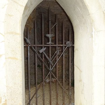 Mont-calvaire de Sombacour également sur commune de Bians-les-Usiers