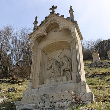 Mont-calvaire de Sombacour également sur commune de Bians-les-Usiers