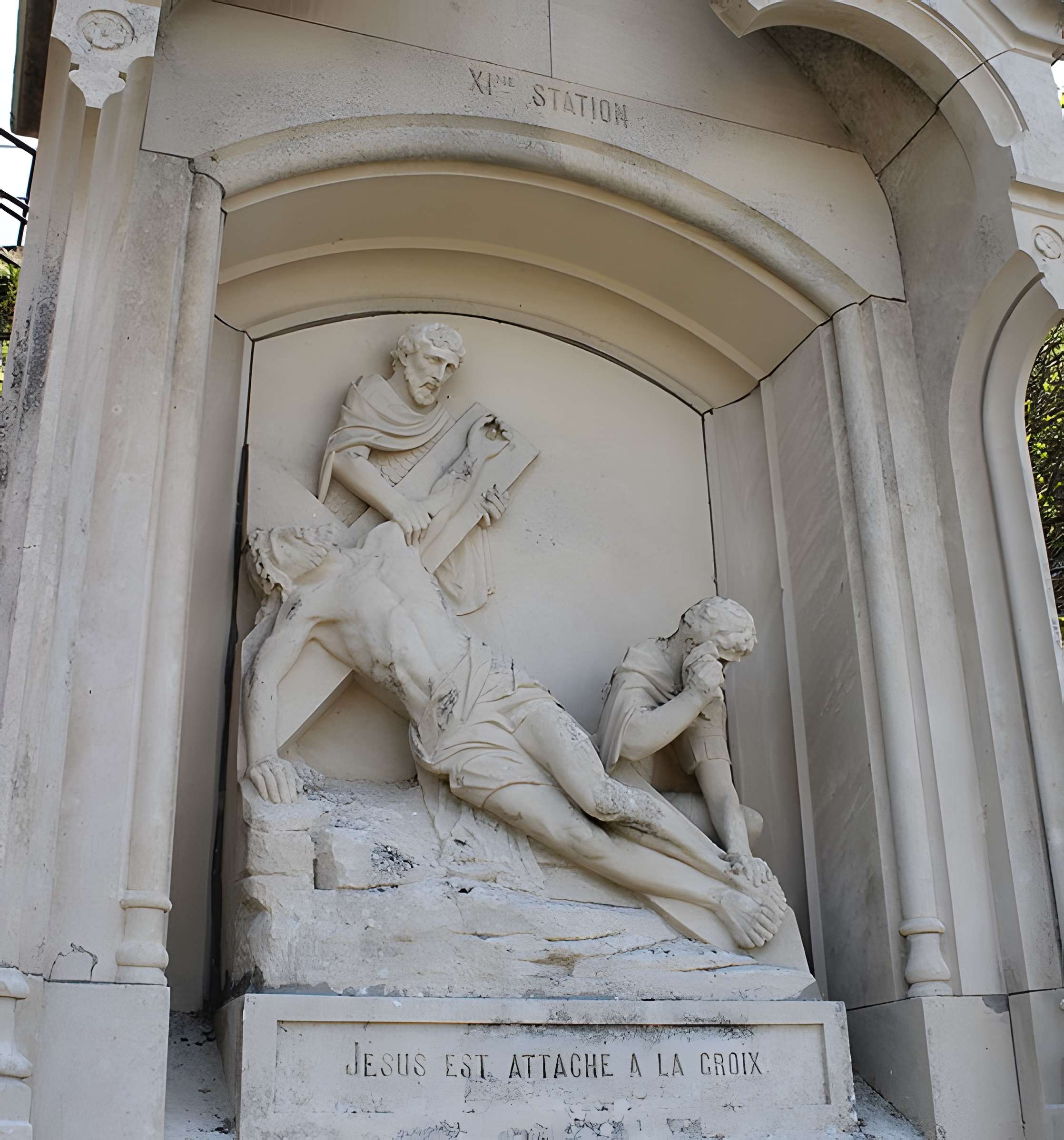 Mont-calvaire de Sombacour (également sur commune de Bians-les-Usiers)