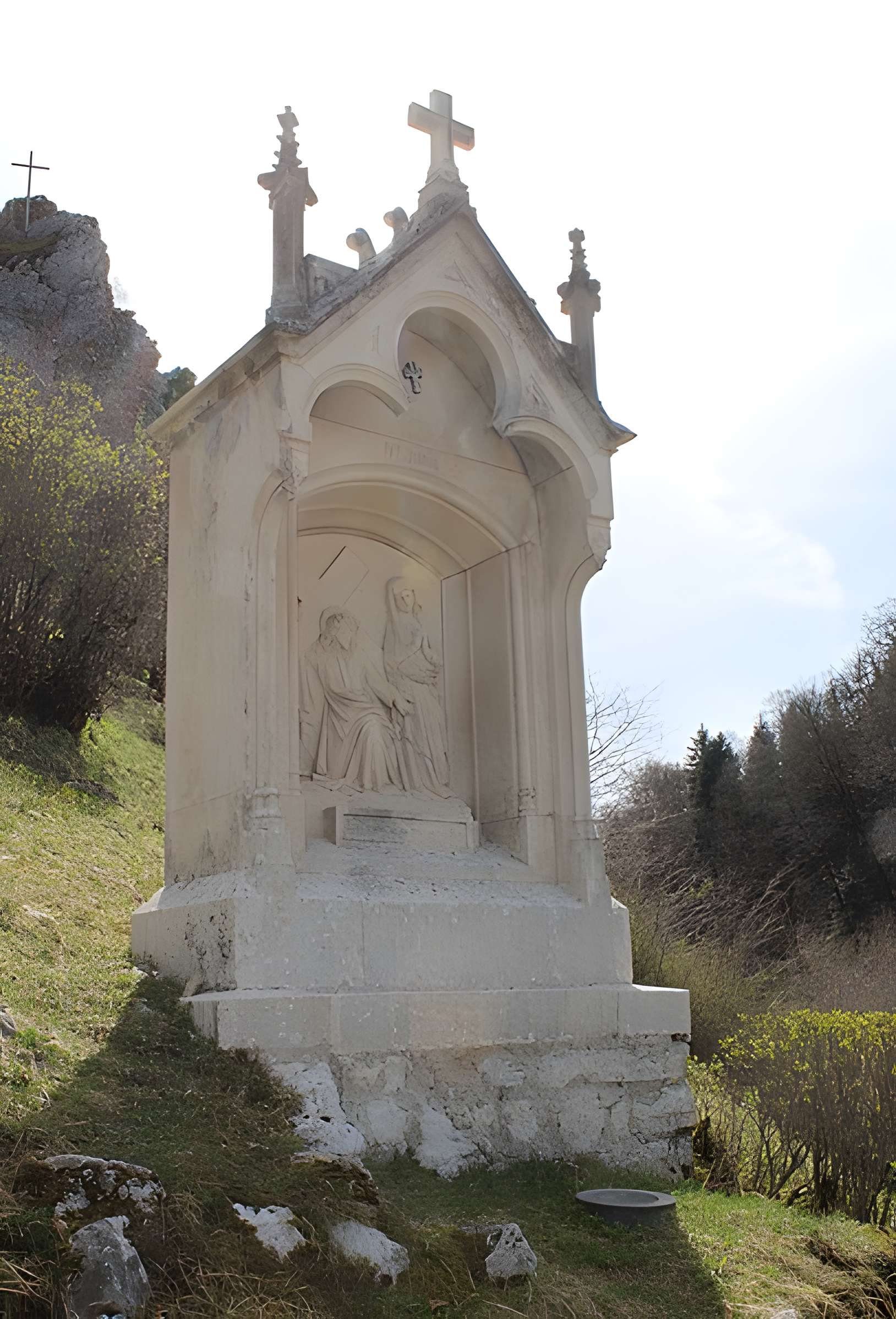 Mont-calvaire de Sombacour (également sur commune de Bians-les-Usiers)