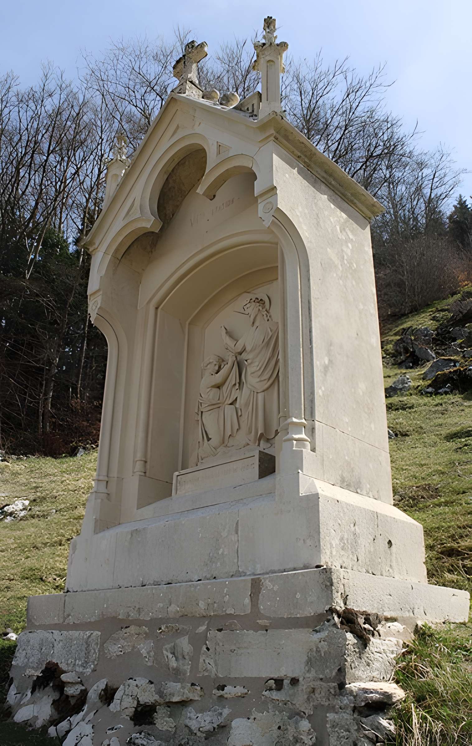 Mont-calvaire de Sombacour (également sur commune de Bians-les-Usiers)