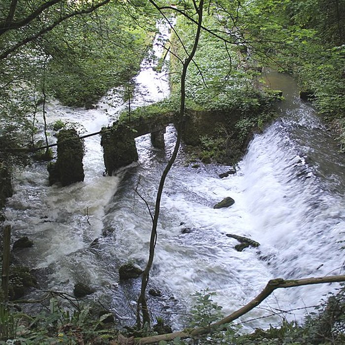 Photo de Aqueduc antique dit d’Arcier