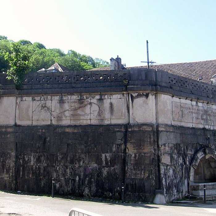 Photo de Aqueduc antique dit d’Arcier