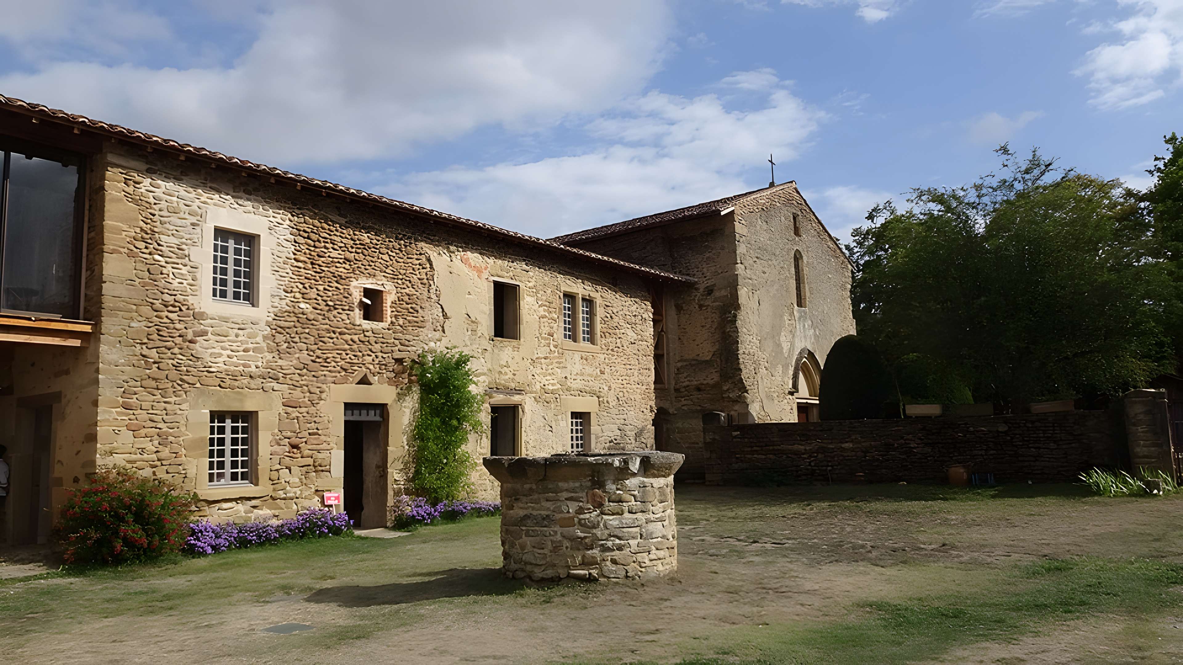 Ancien couvent franciscain dit prieuré de Charrière