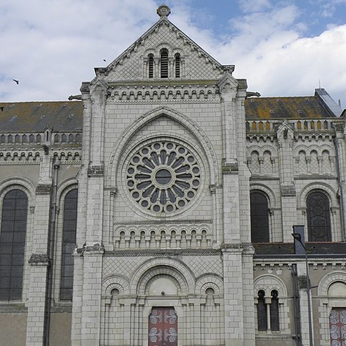 Photo de Église Notre-Dame la Neuve de Chemillé