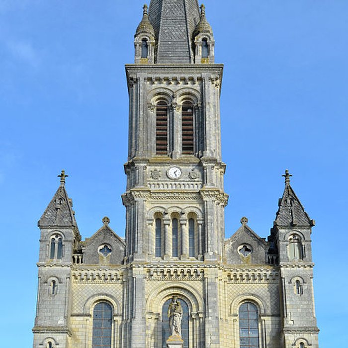 Photo de Église Notre-Dame la Neuve de Chemillé
