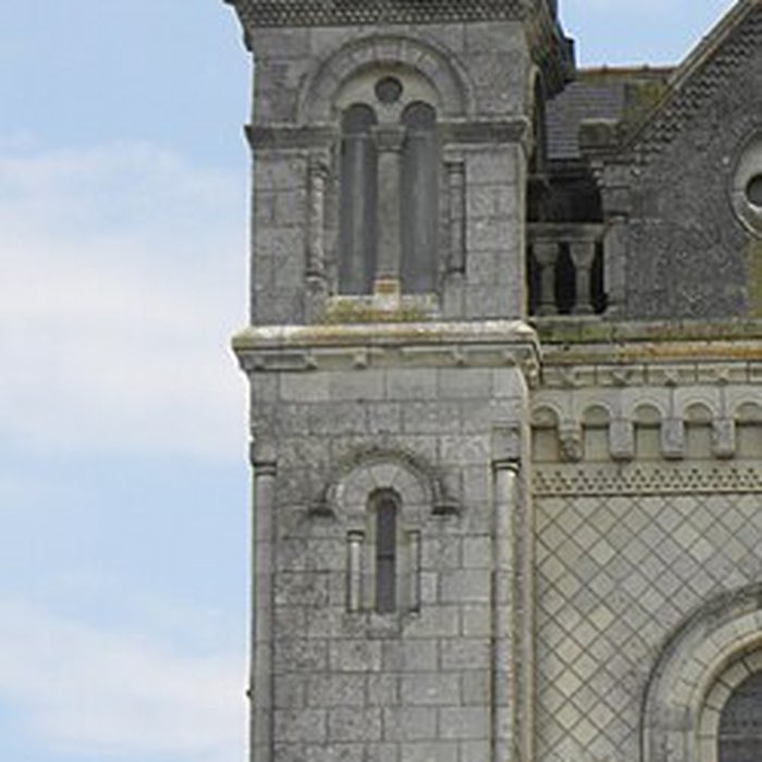 Photo de Église Notre-Dame la Neuve de Chemillé