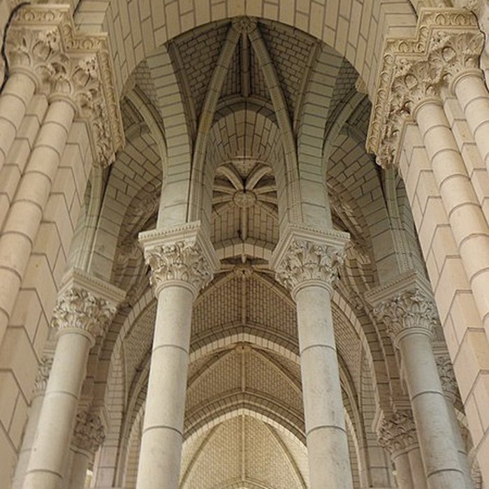 Photo de Église Notre-Dame la Neuve de Chemillé