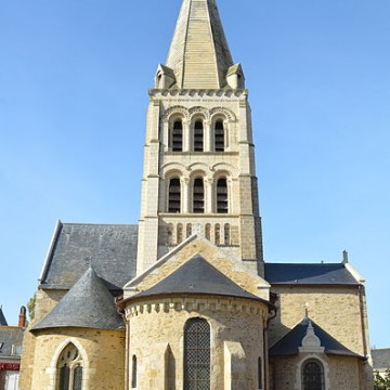Église Notre-Dame la Neuve de Chemillé