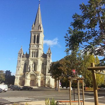 Église Notre-Dame la Neuve de Chemillé