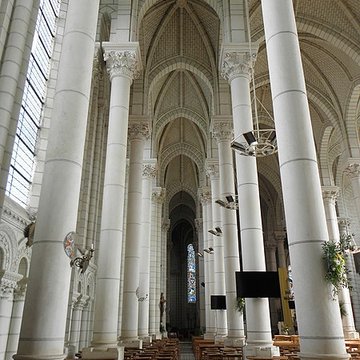 Église Notre-Dame la Neuve de Chemillé