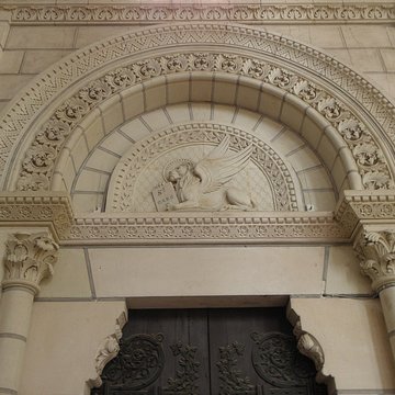 Église Notre-Dame la Neuve de Chemillé