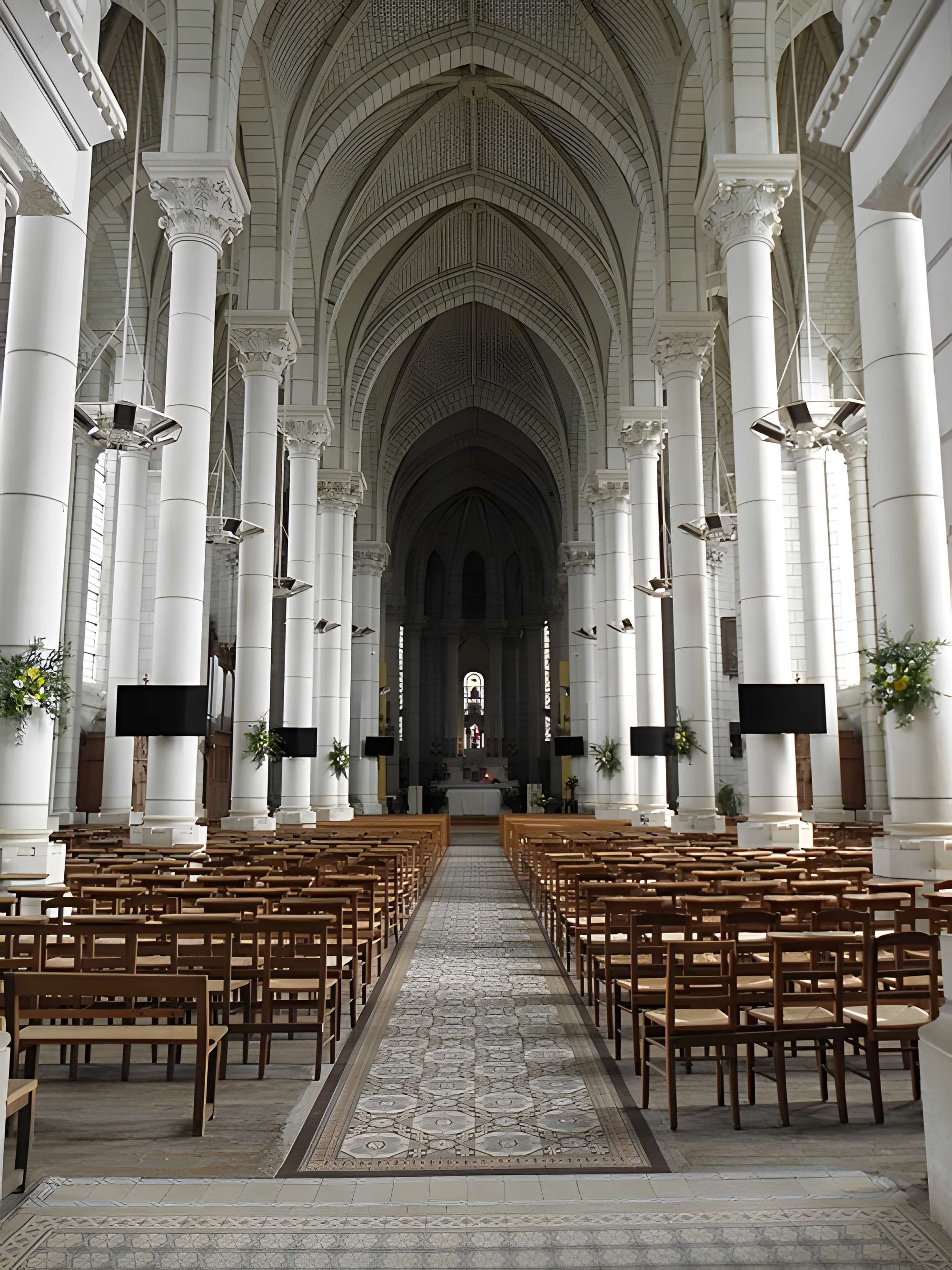 Église Notre-Dame la Neuve de Chemillé