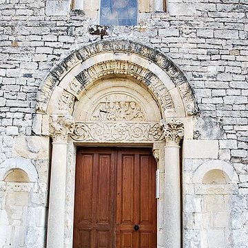 Église Notre-Dame-de-Beauvert de Sainte-Jalle
