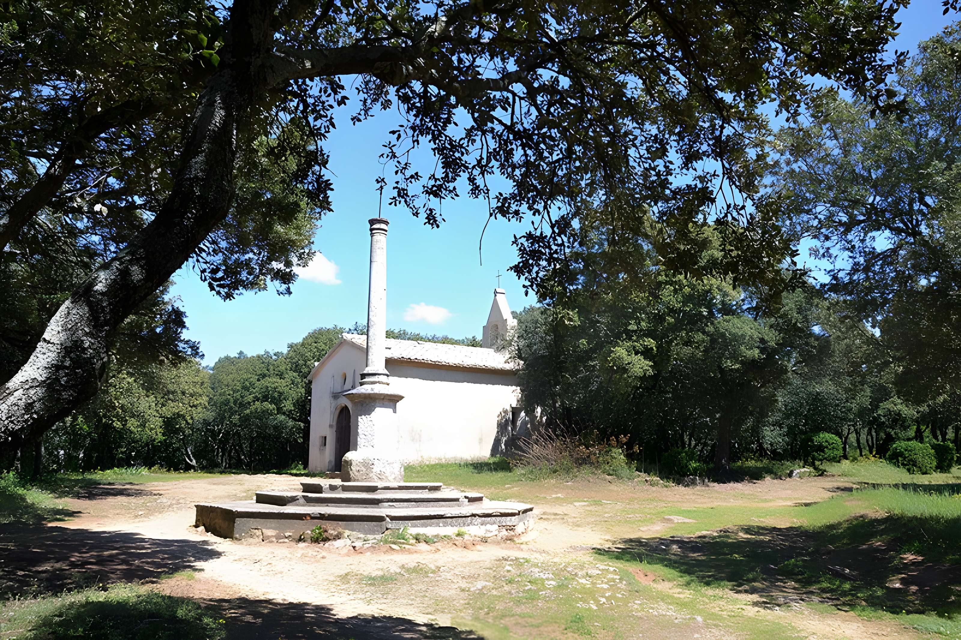 Chapelle funéraire des Seigneurs de la Baume