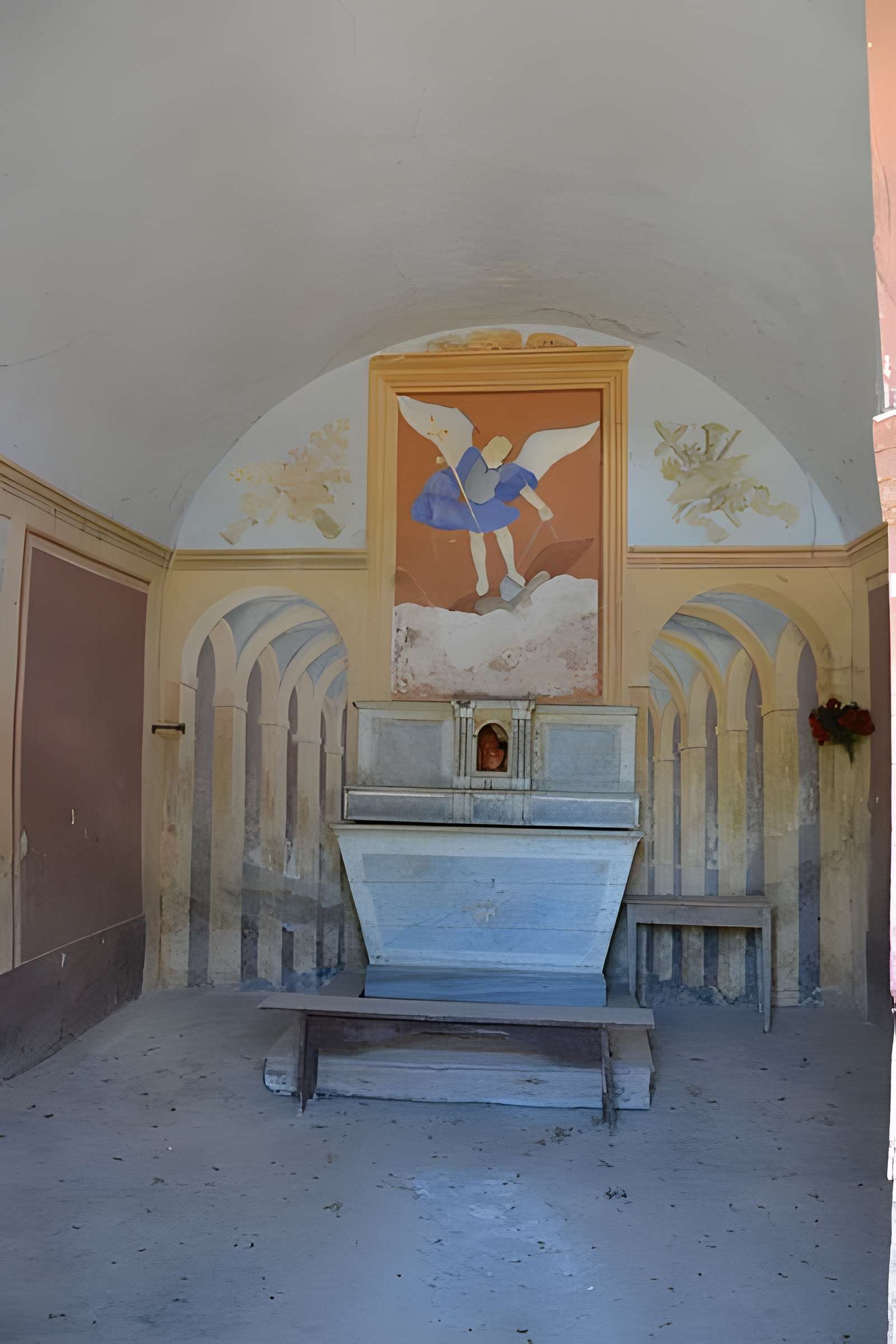 Chapelle funéraire des Seigneurs de la Baume