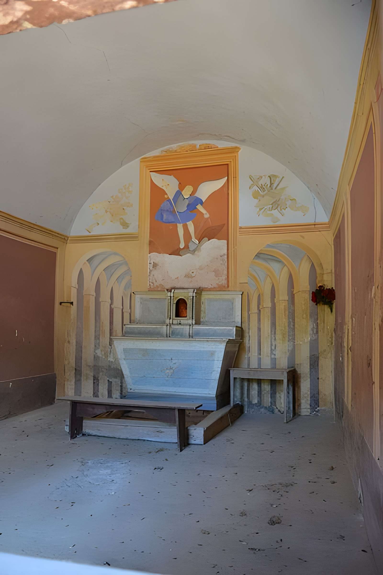 Chapelle funéraire des Seigneurs de la Baume