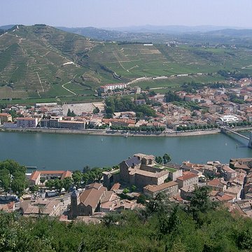 Passerelle Seguin sur le Rhône également sur commune de Tournon-sur-Rhône, dans lArdèche