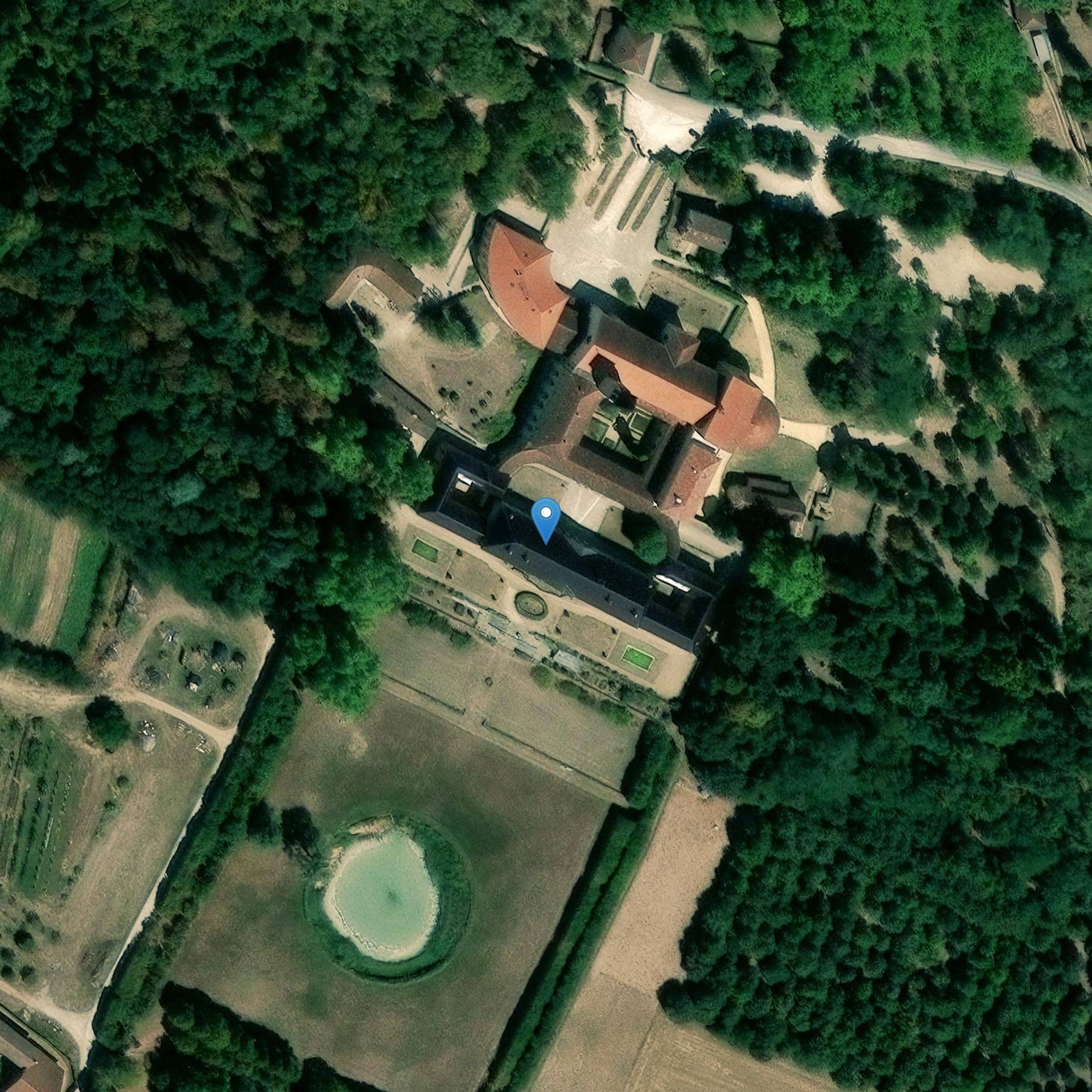 Photo de Château (intérieurs et extérieurs) et son parc