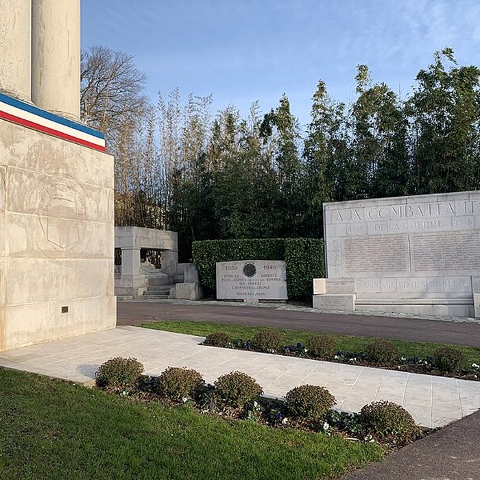 Photo de Monument aux morts