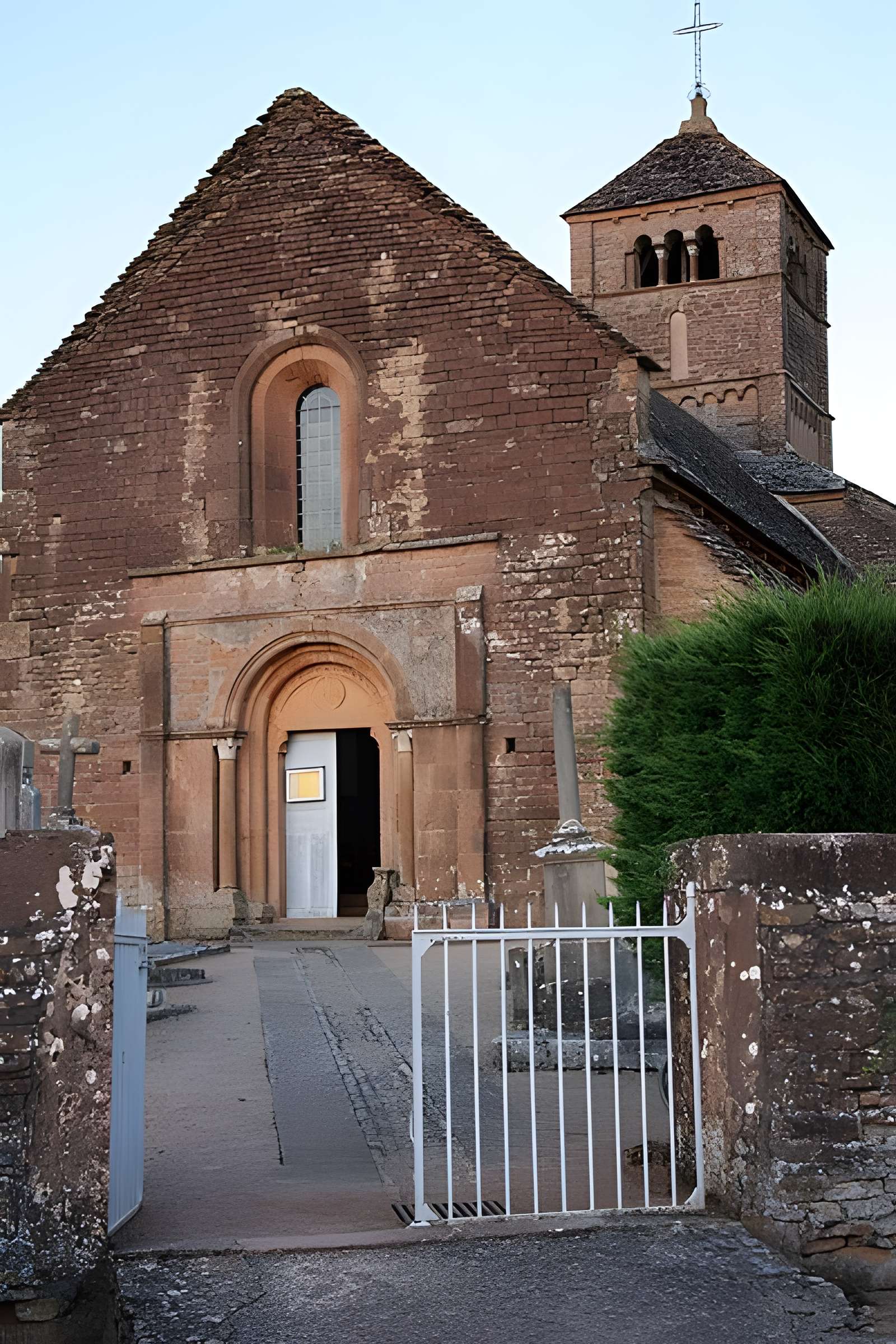 Église Notre-Dame-de-l'Assomption d'Ameugny
