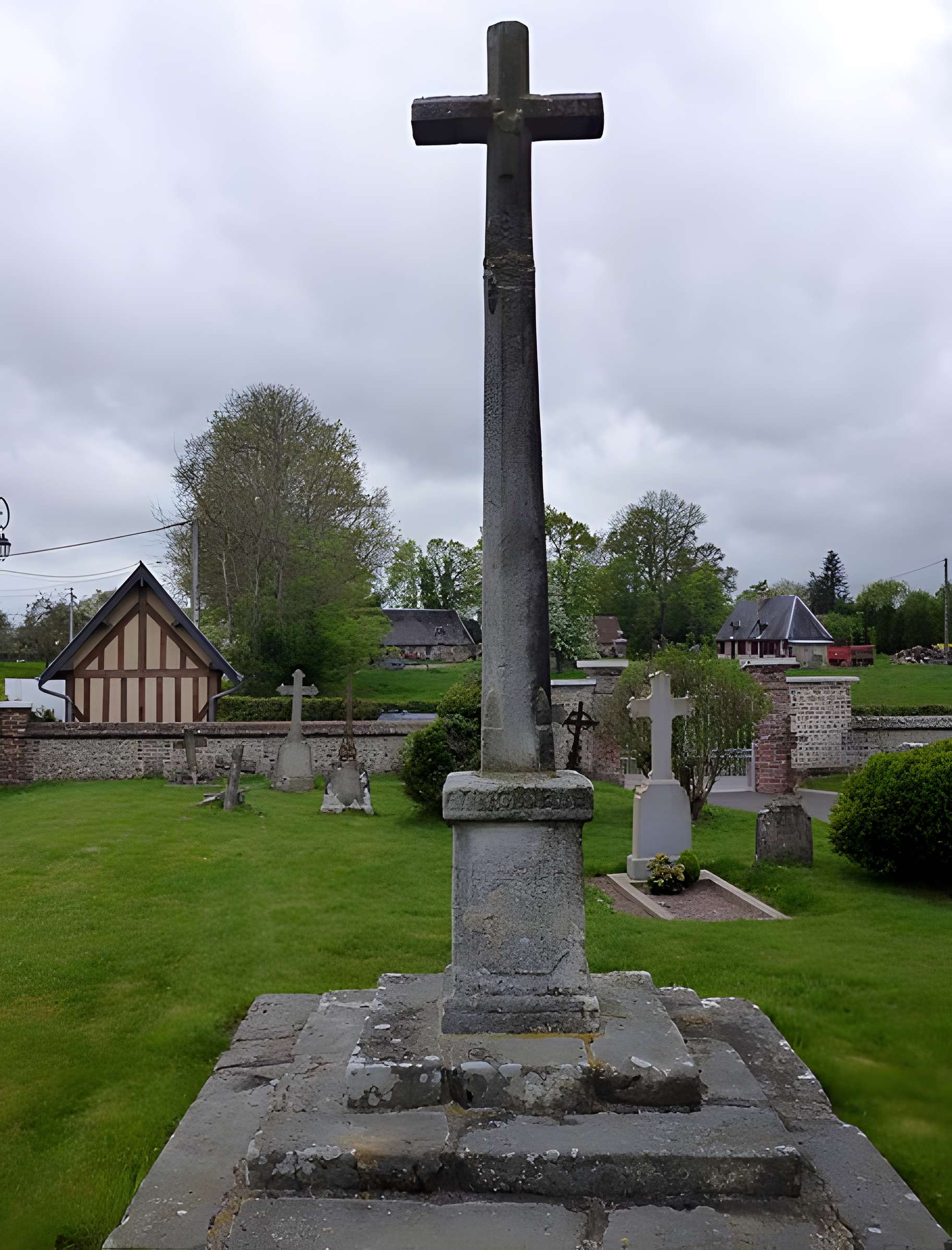 Croix de cimetière