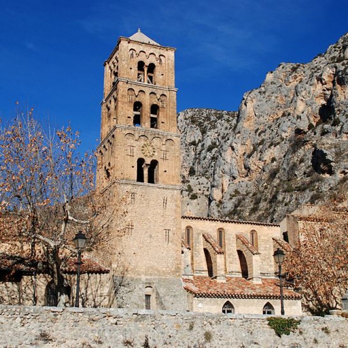 Photo de Église Notre-Dame-de-lAssomption de Moustiers-Sainte-Marie