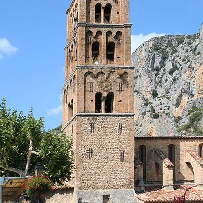 Photo de Église Notre-Dame-de-lAssomption de Moustiers-Sainte-Marie