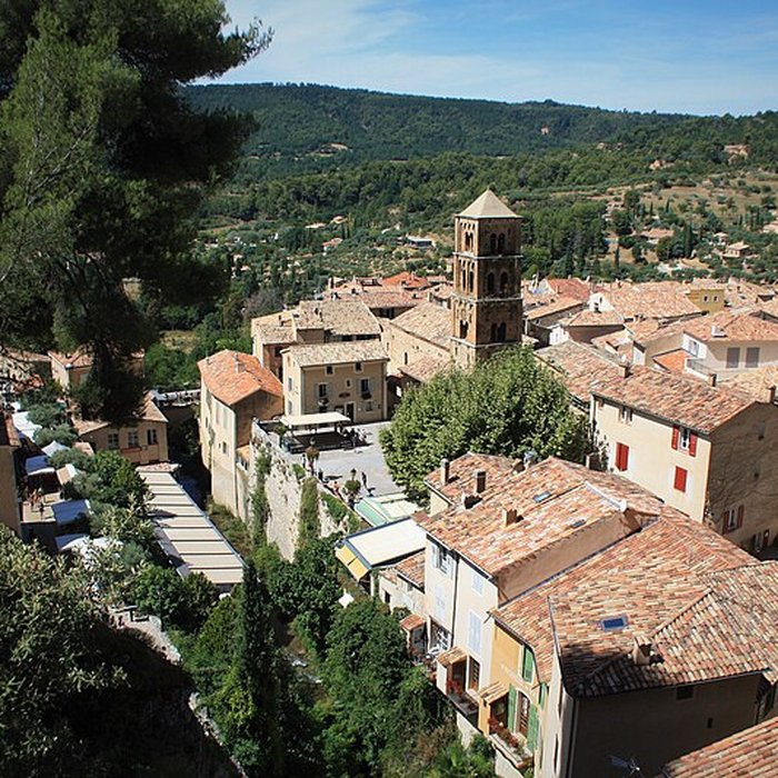 Photo de Église Notre-Dame-de-lAssomption de Moustiers-Sainte-Marie