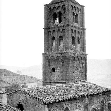 Église Notre-Dame-de-lAssomption de Moustiers-Sainte-Marie