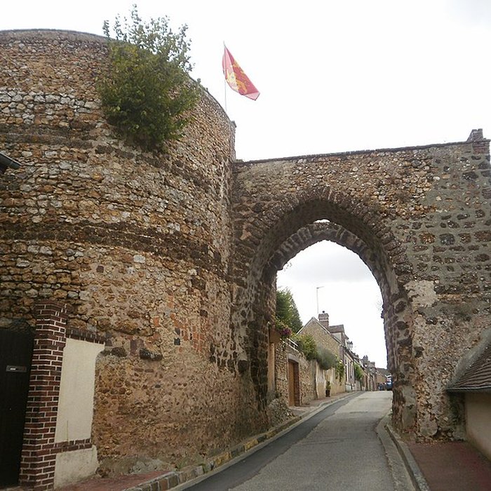 Photo de Ancienne porte fortifiée