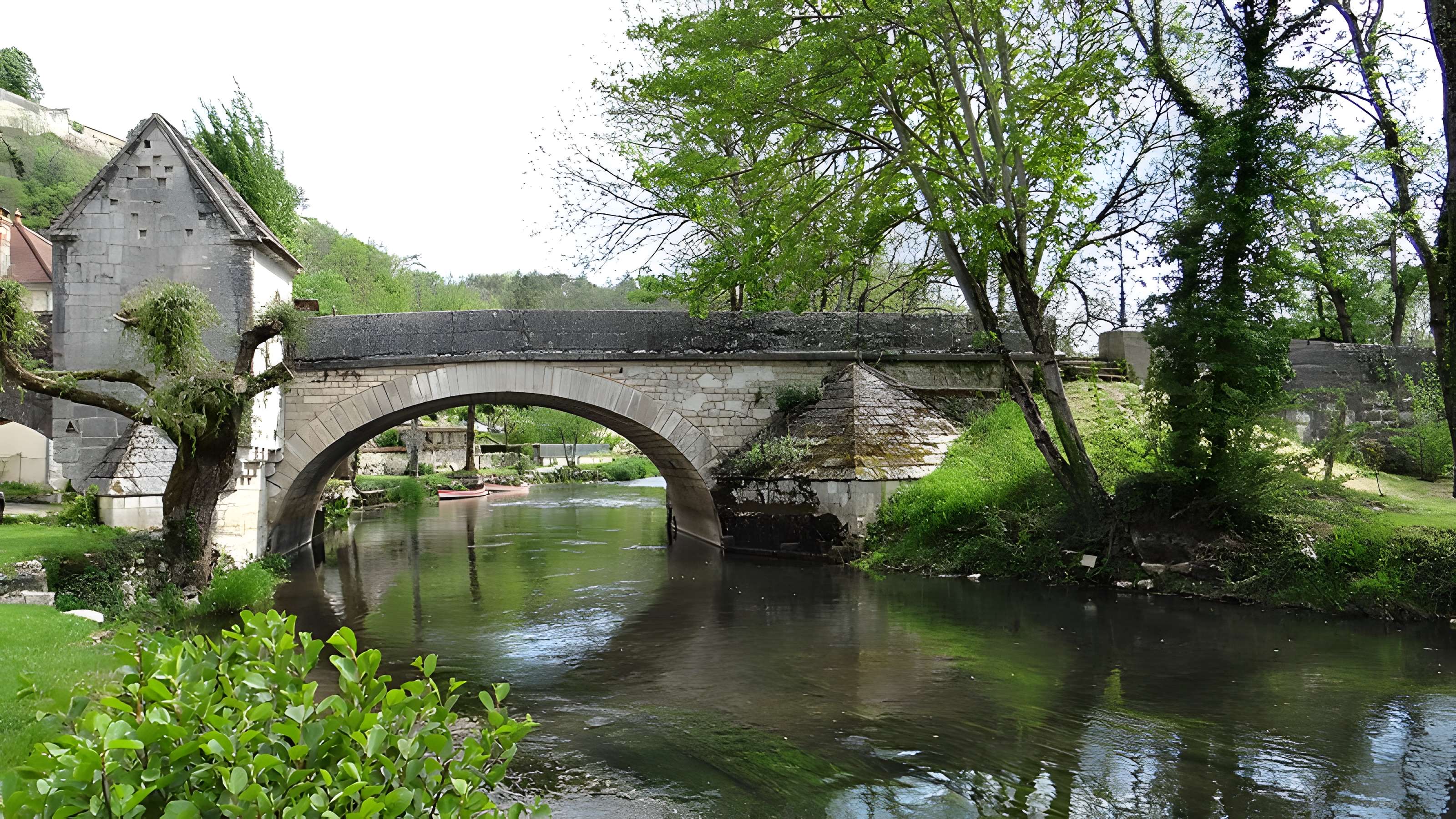 Chapelle du Bourg-d'En-Bas à Mailly-le-Château