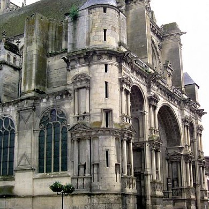 Photo de Église Notre-Dame-de-lAssomption de Villeneuve-sur-Yonne