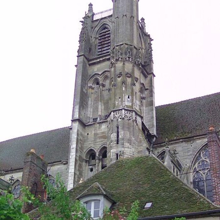 Photo de Église Notre-Dame-de-lAssomption de Villeneuve-sur-Yonne