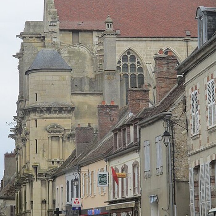 Photo de Église Notre-Dame-de-lAssomption de Villeneuve-sur-Yonne