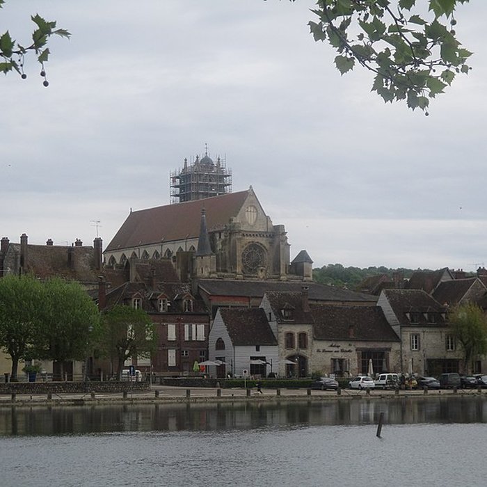 Photo de Église Notre-Dame-de-lAssomption de Villeneuve-sur-Yonne