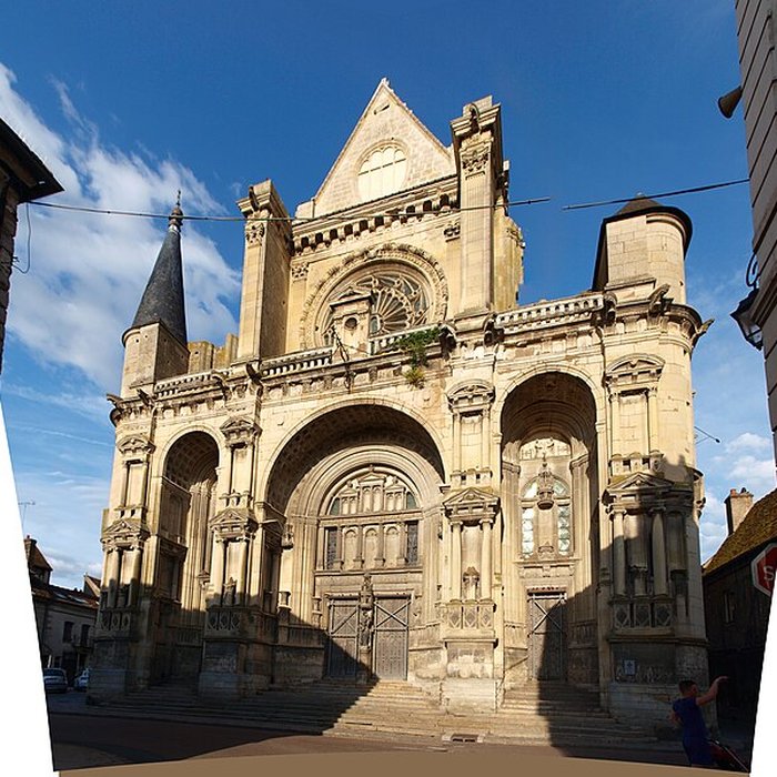 Photo de Église Notre-Dame-de-lAssomption de Villeneuve-sur-Yonne