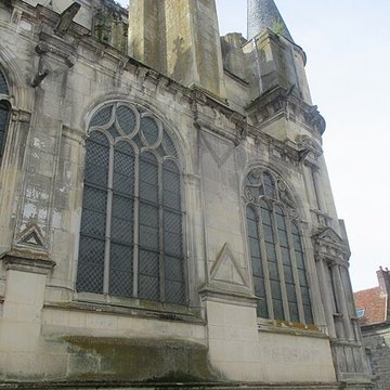 Église Notre-Dame-de-lAssomption de Villeneuve-sur-Yonne