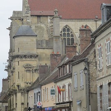 Église Notre-Dame-de-lAssomption de Villeneuve-sur-Yonne